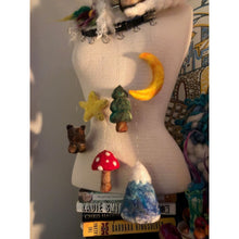 Load image into Gallery viewer, Felted Baby Mobile Kit - NeedleFeltSupply
